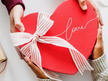 Tell-your-Employees-how-much-you-Love-them,-this-Valentine’s