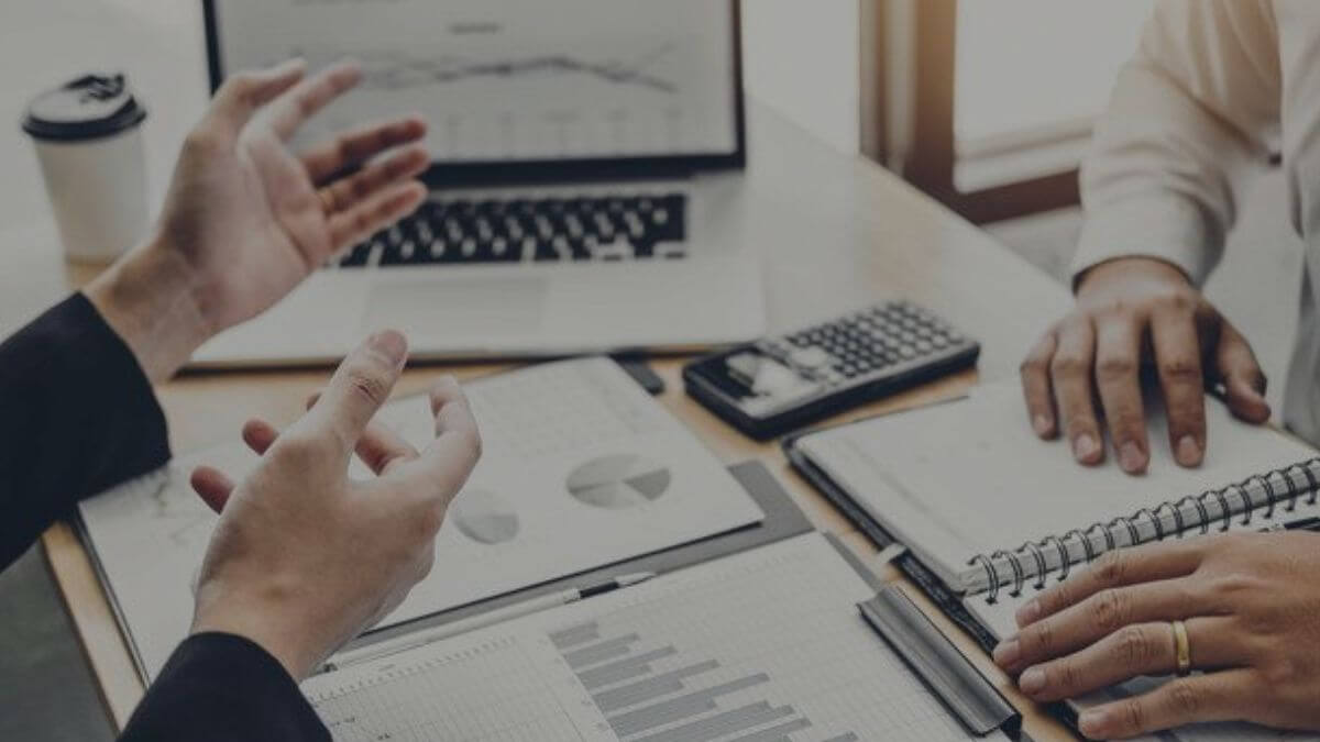 Invoicing Software Simplifies Business Finances