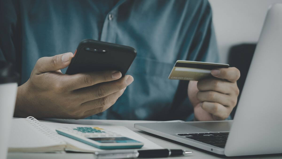 Ach Vs Wire Transfer Small Business Invoicing Whats Better