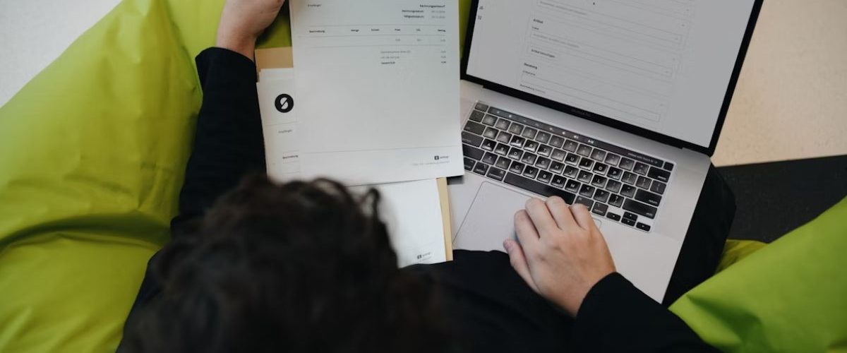 How invoices work and how to ask for payment professionally